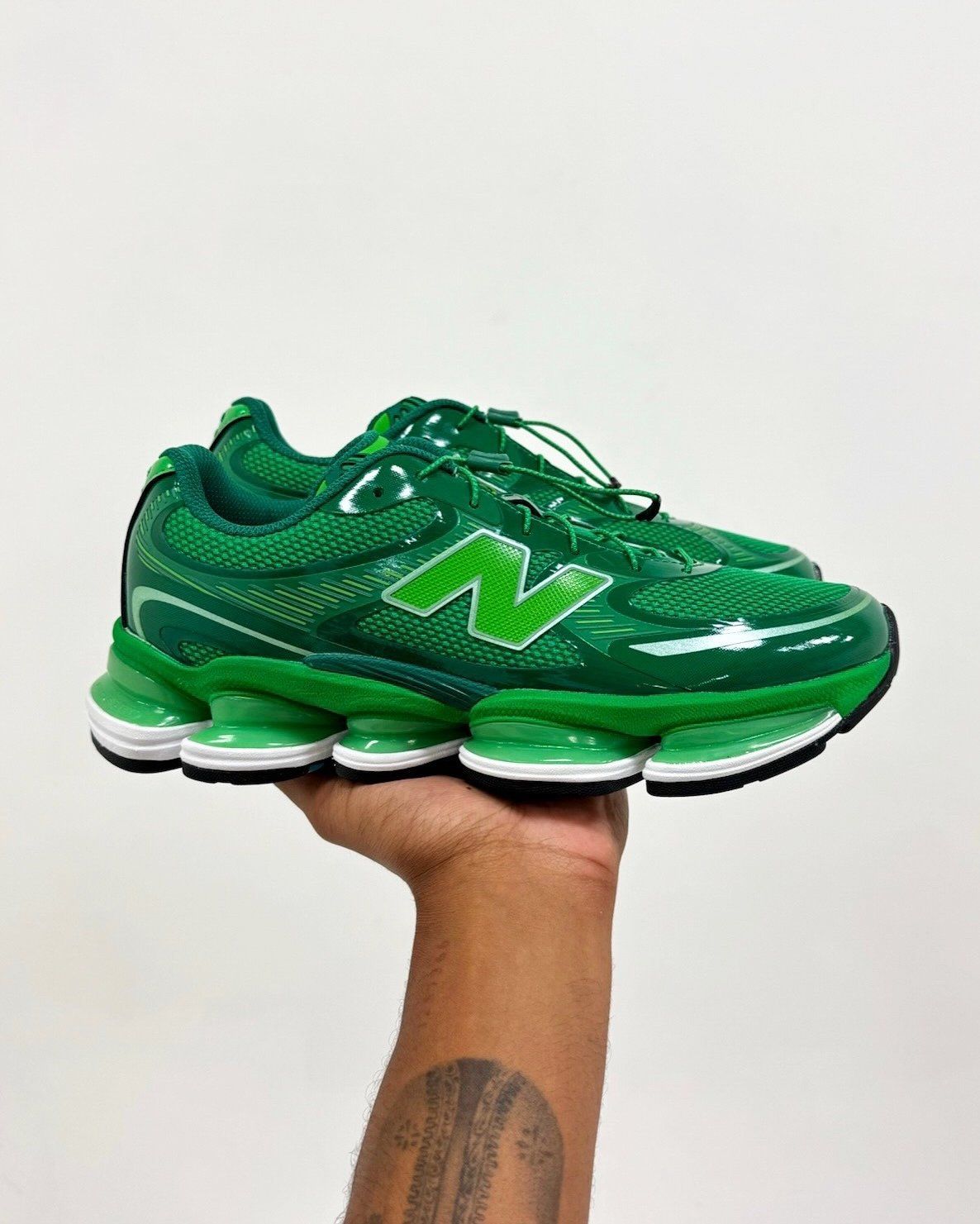 NEW BALANCE ABZORB GREEN