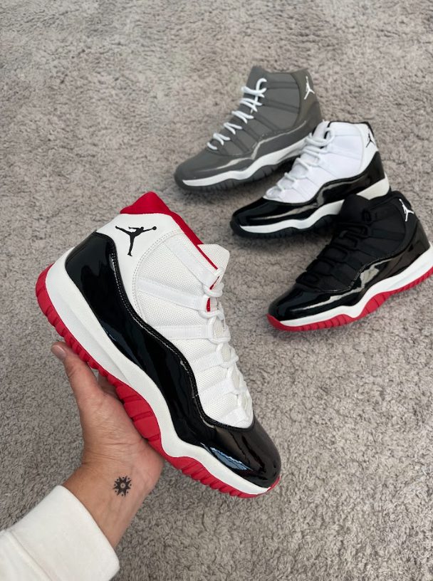 JORDAN 11