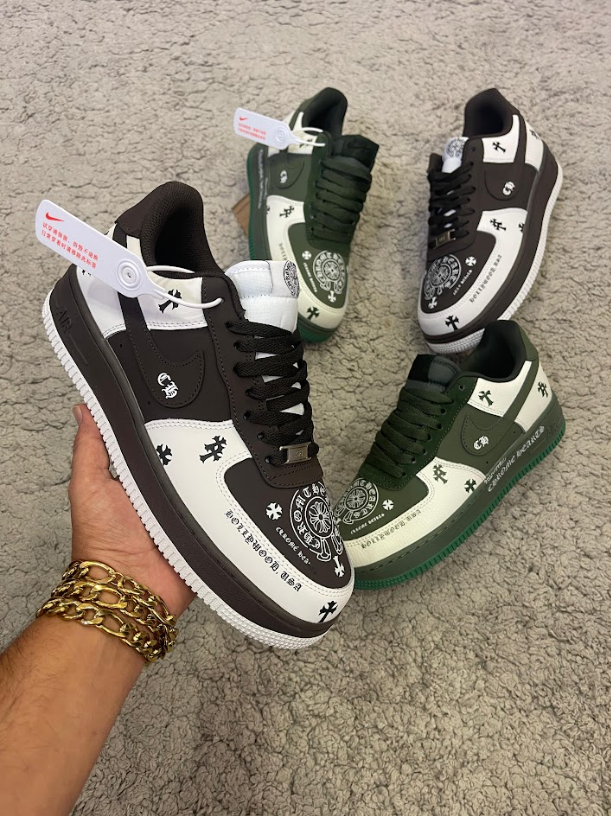 CHROME HEARTS BLACK