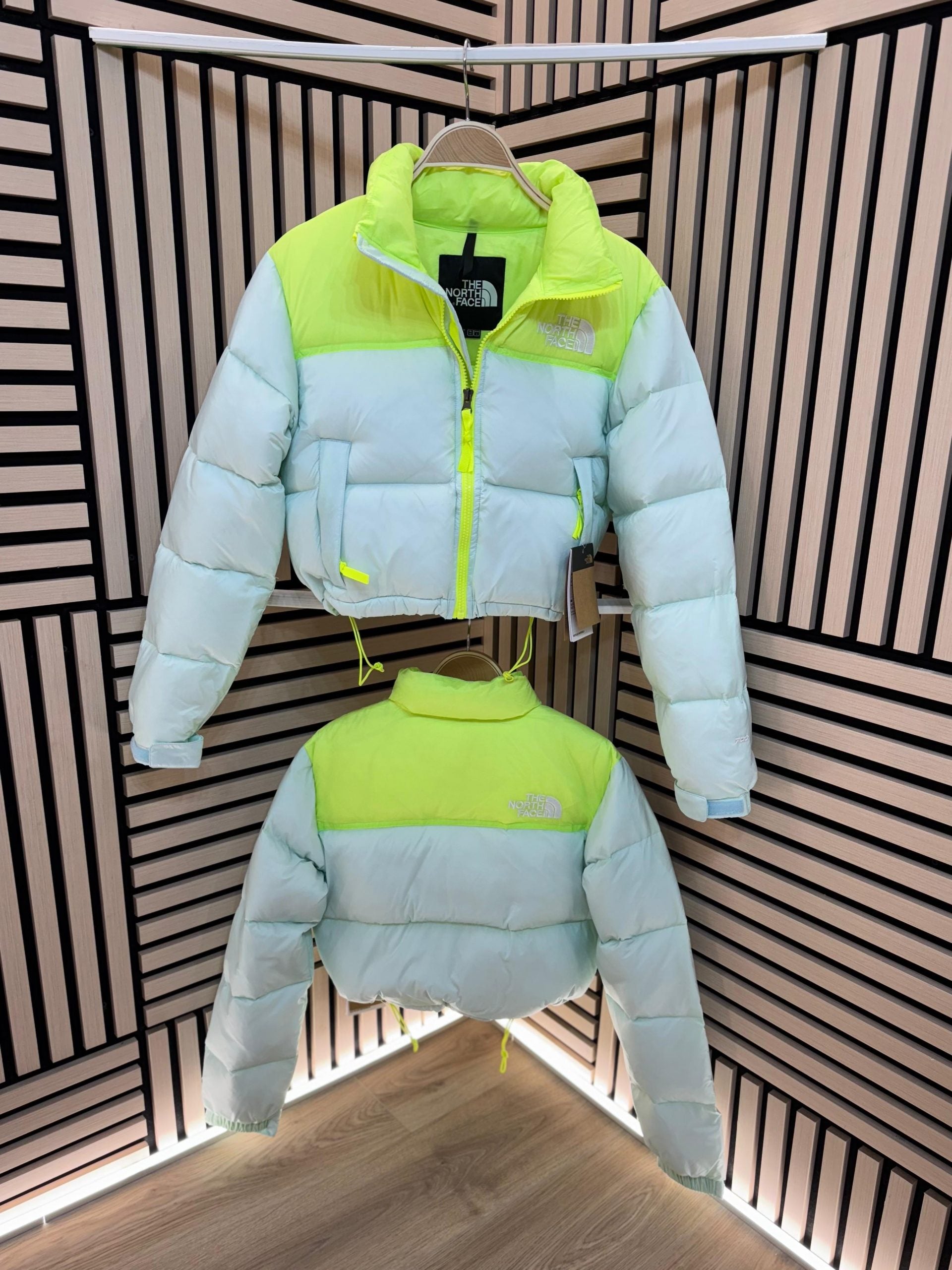 ABRIGO NORTHF CHICA COLORES