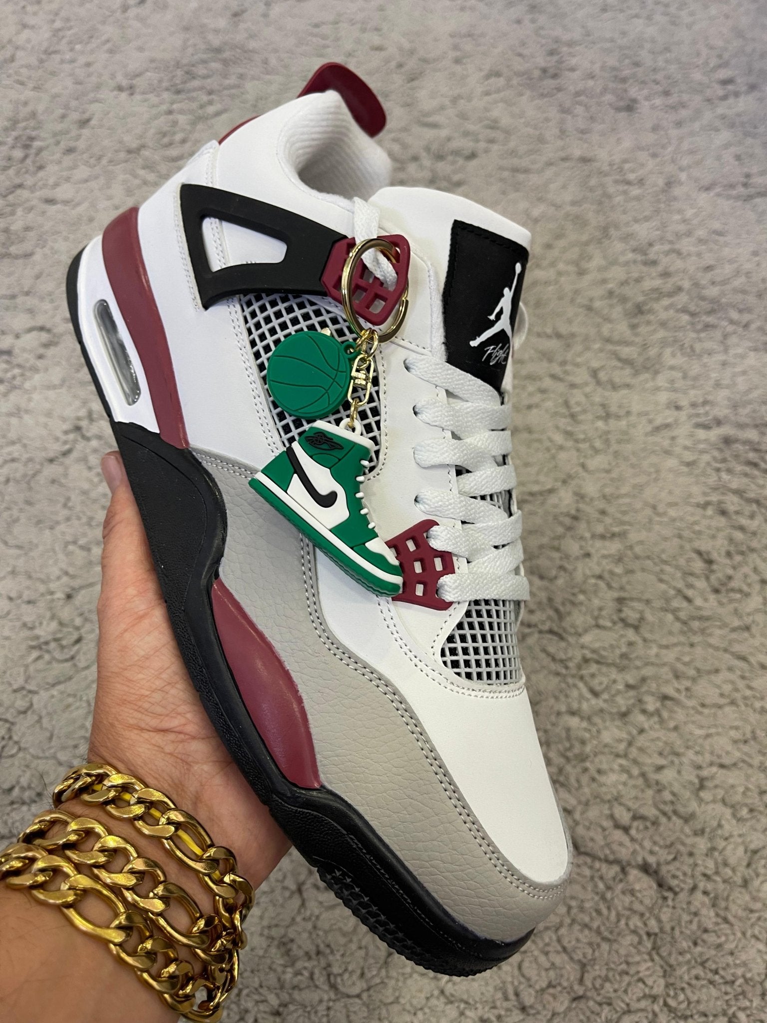 JORDAN RETRO 4 - lazonadrip