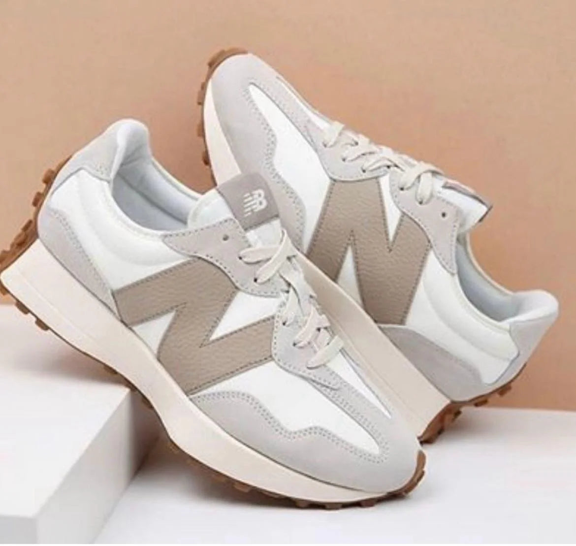 NEW BALANCE 327