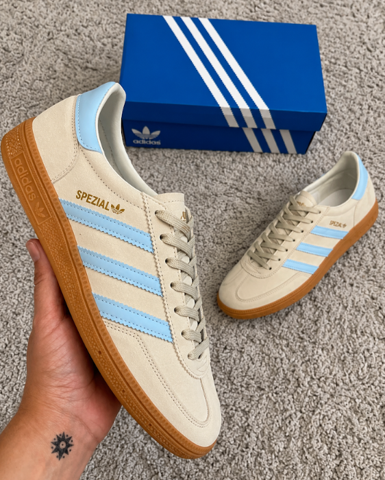 ADIDAS ESPECIAL