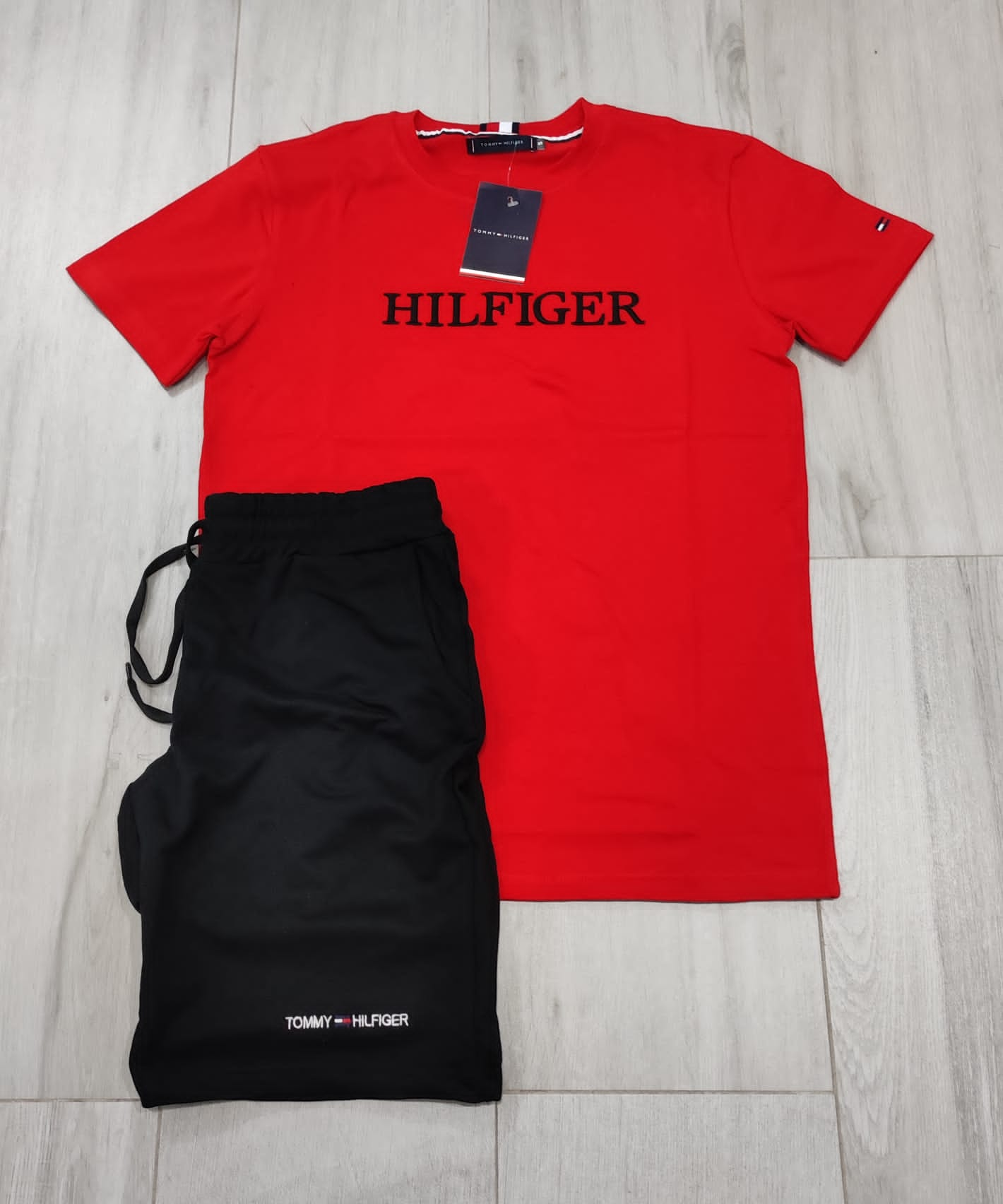 CONJUNTO TOMMY HILFIGER