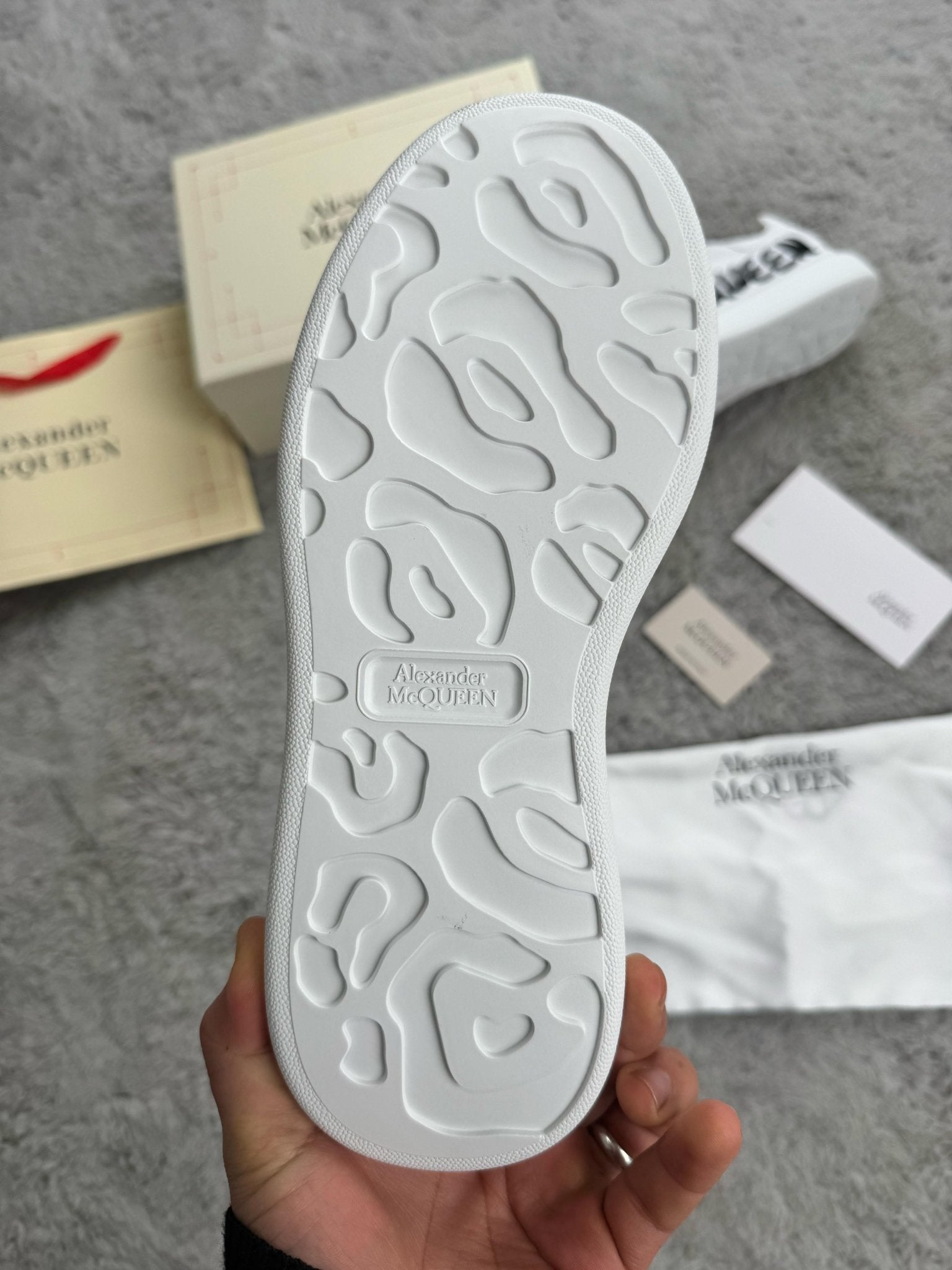 ALEXANDER MC QUEEN GRAFITI - lazonadrip