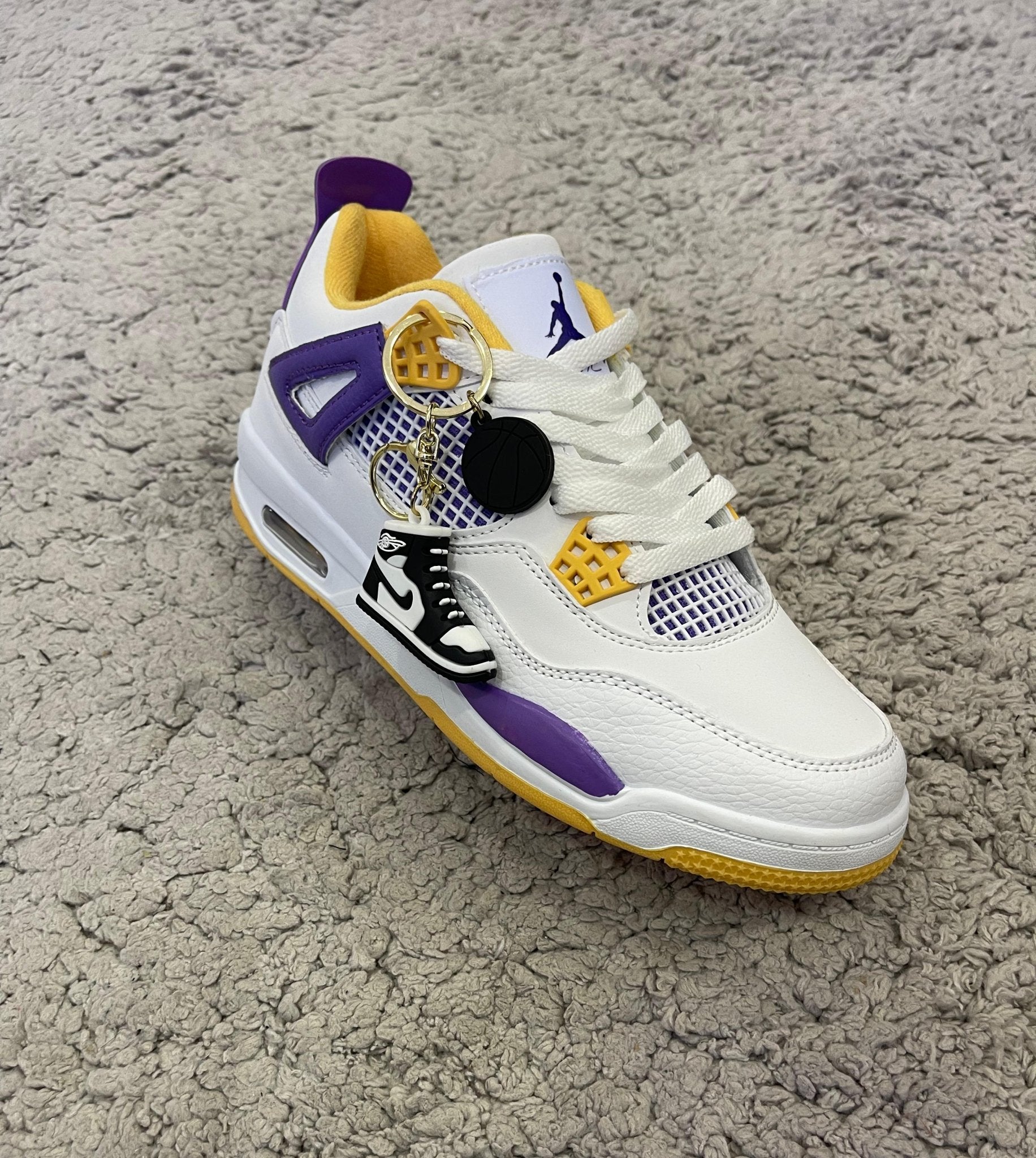 JORDAN RETRO 4 - lazonadrip