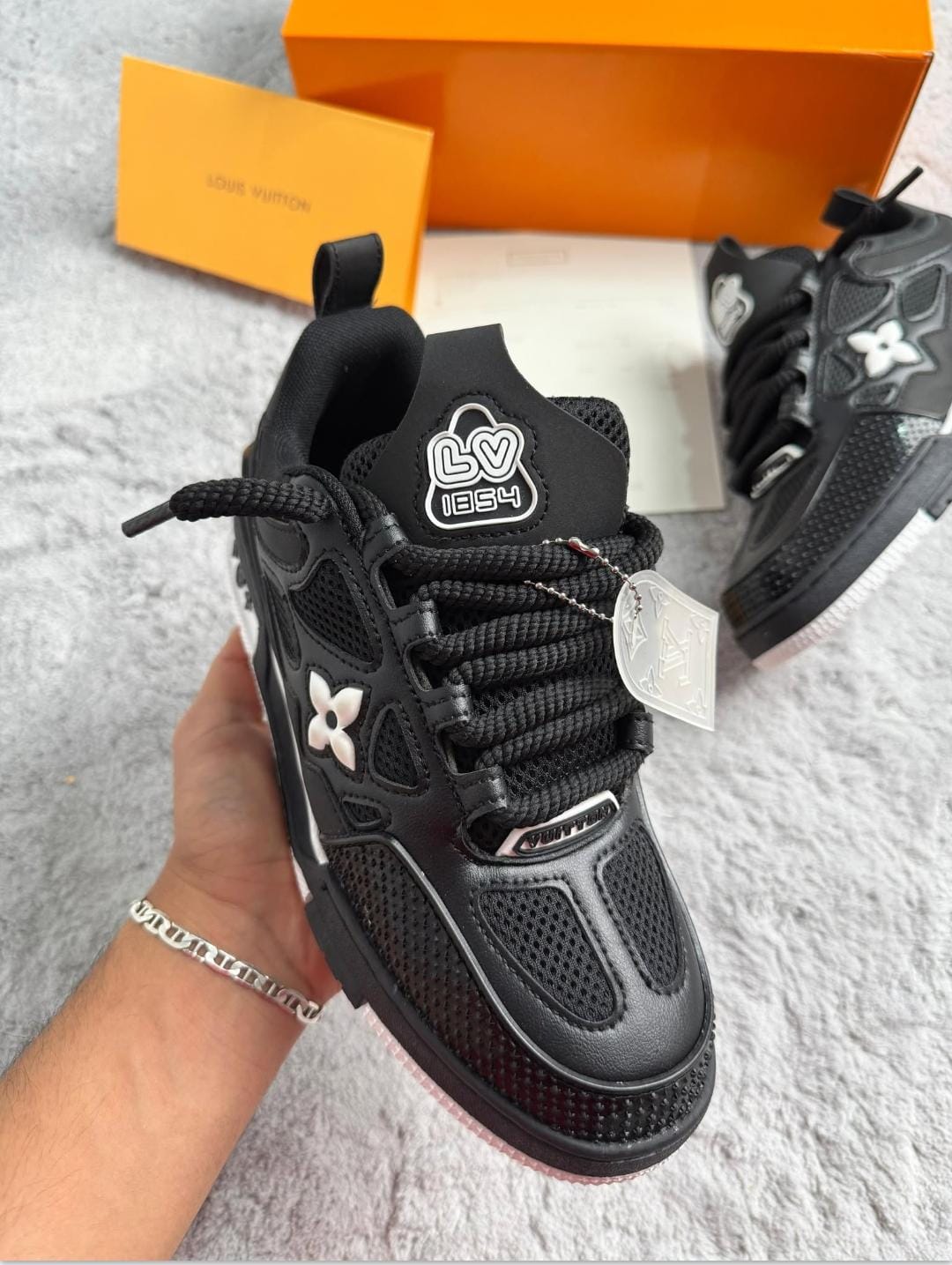 Louis Vuitton Skate LV - lazonadrip