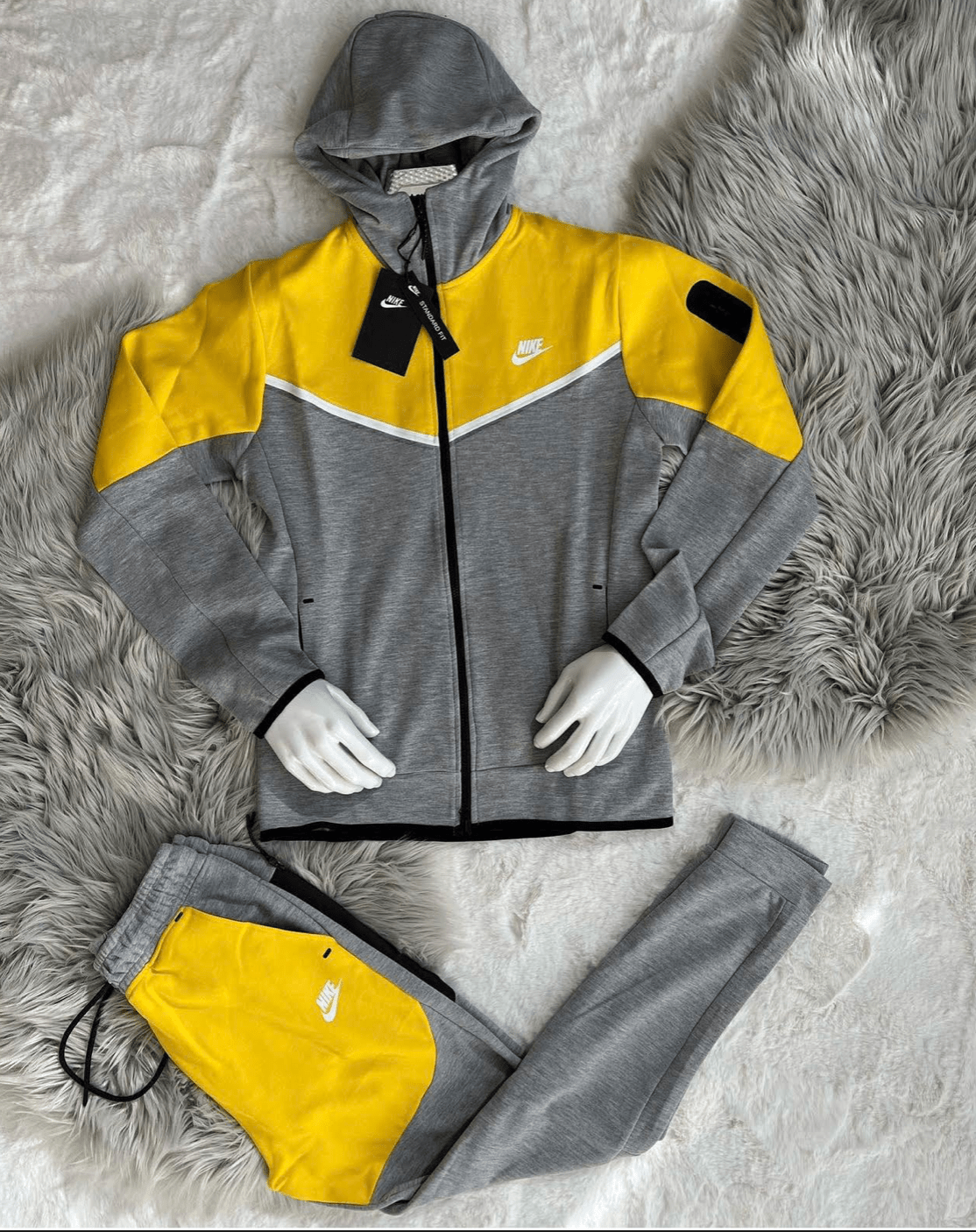 NIKE TECH FLEECE COLORES - lazonadrip