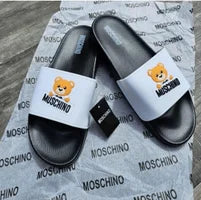 CHANCLAS MOSCHINO